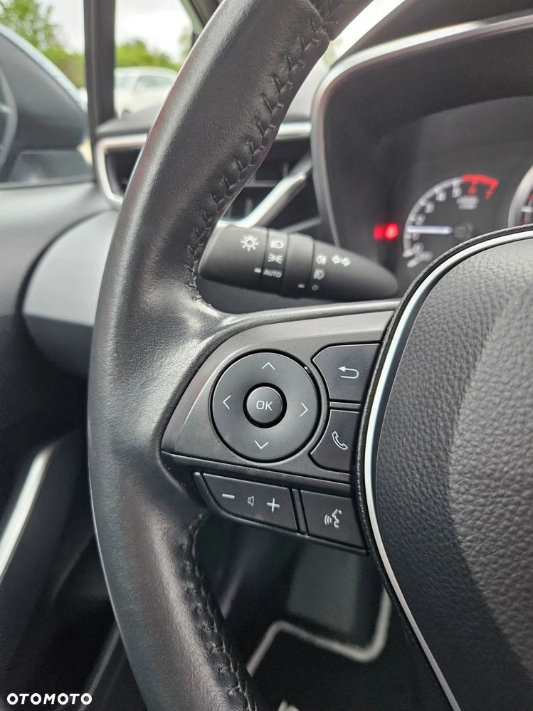 Toyota Corolla 1.8 Hybrid Comfort - 16
