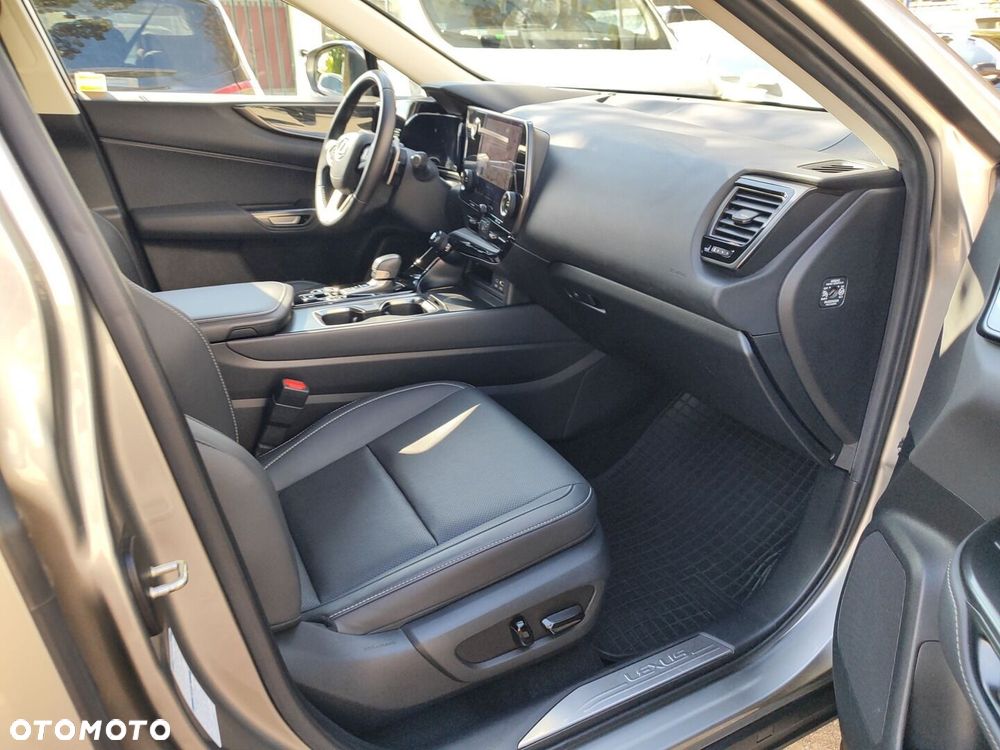 Lexus NX 450h+ Prestige AWD - 13