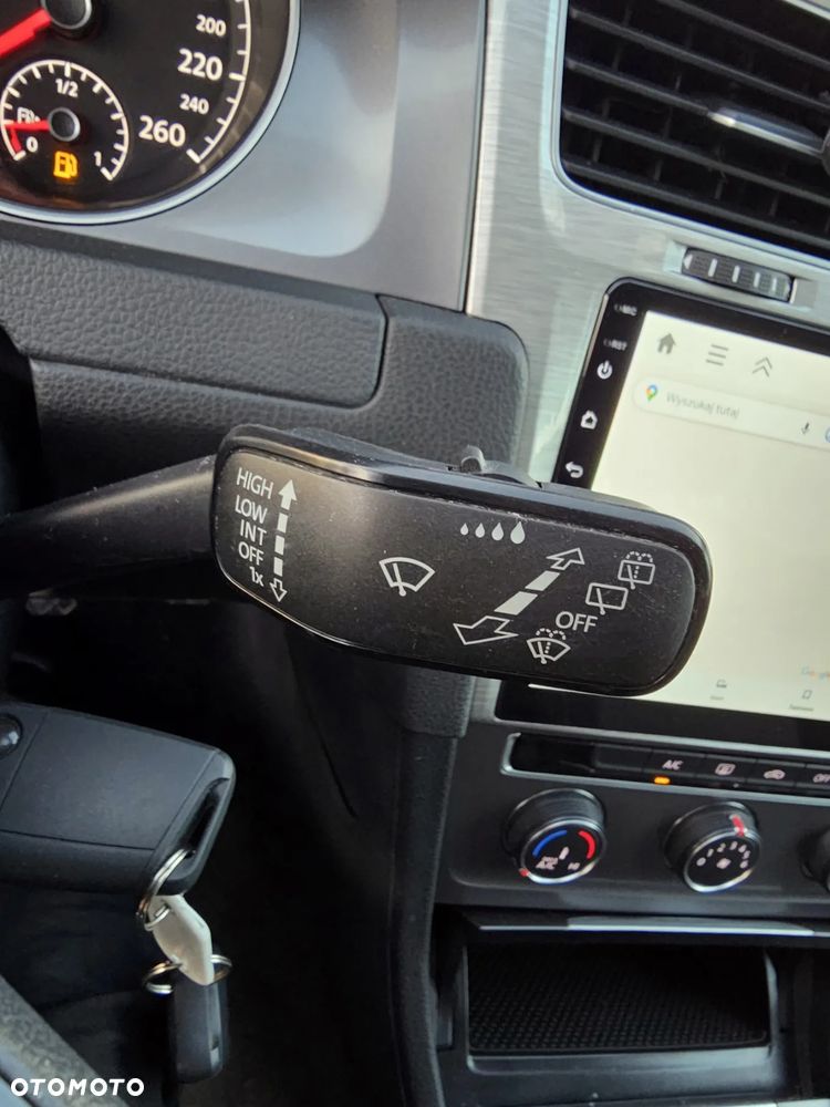 Volkswagen Golf VII 1.2 TSI BMT Trendline - 26