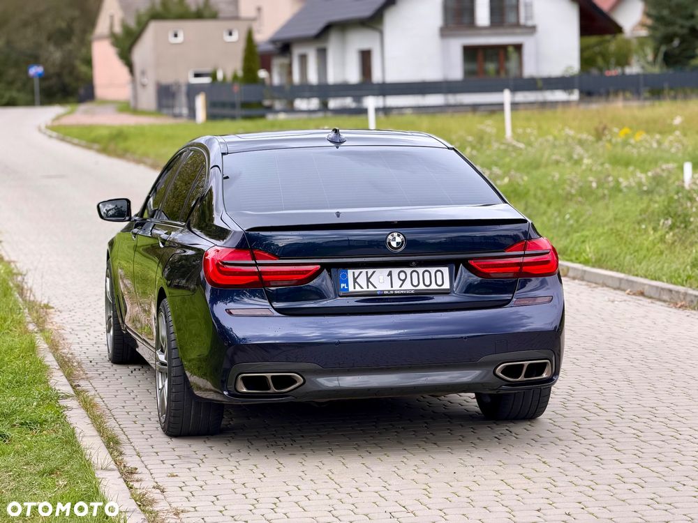 BMW Seria 7 750Li xDrive - 6