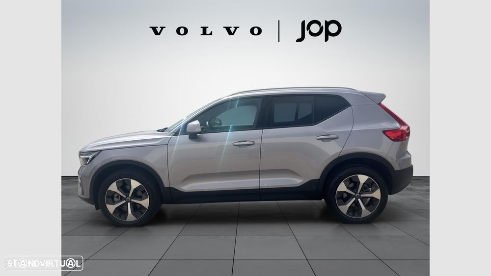 Volvo XC 40 2.0 B3 Plus Dark - 3