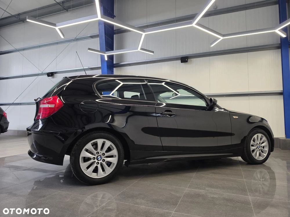 BMW Seria 1 118i - 17