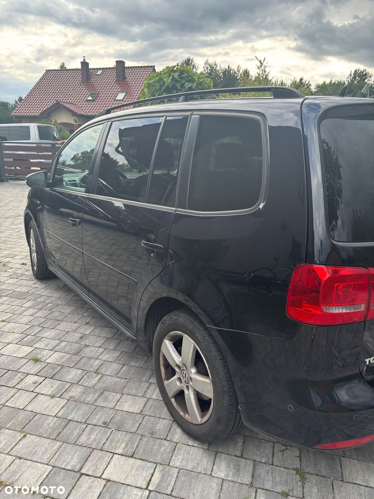 Volkswagen Touran 1.6 TDI DPF BlueMotion Technology MATCH - 5