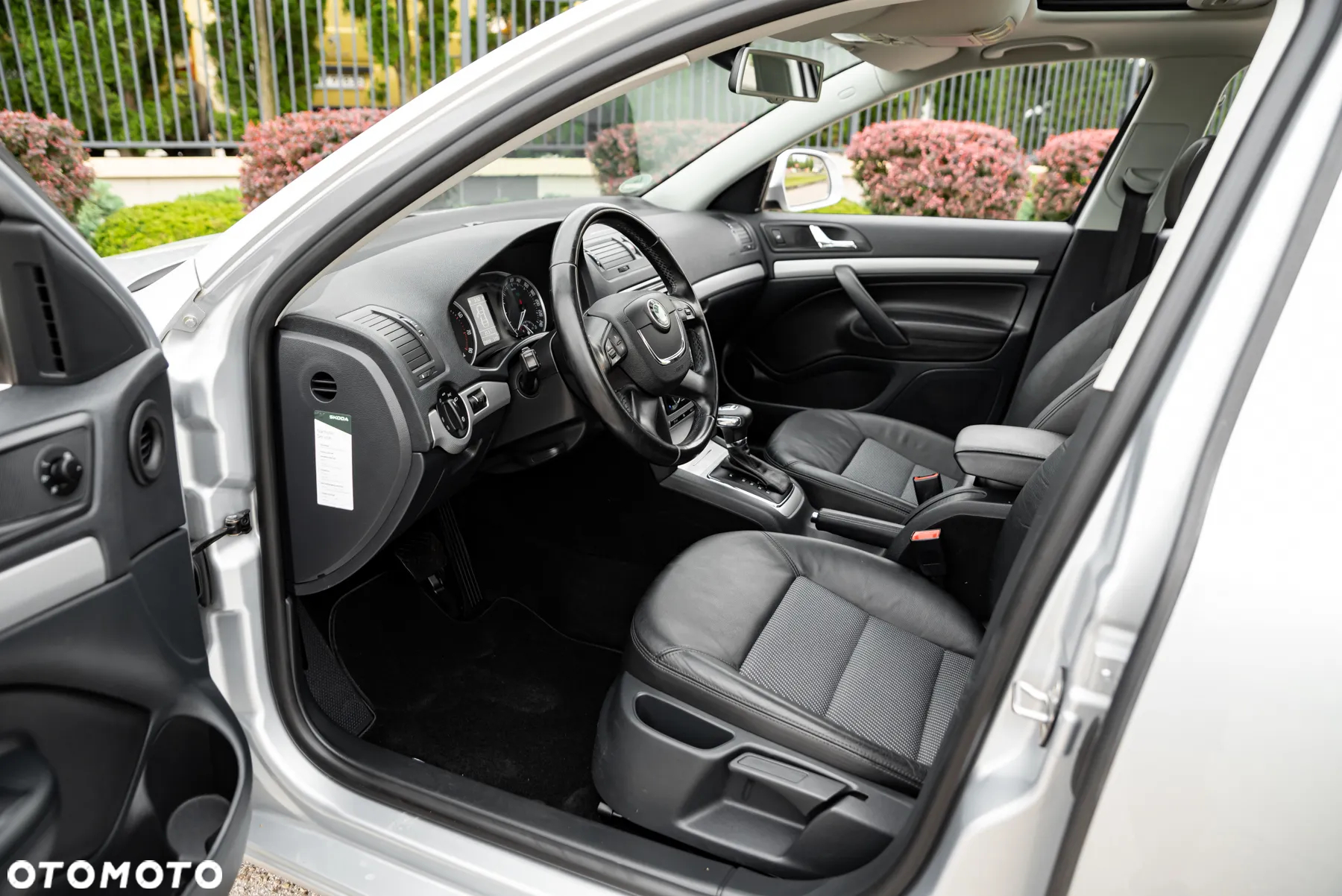 Skoda Octavia 1.8 TSI DSG Elegance - 18