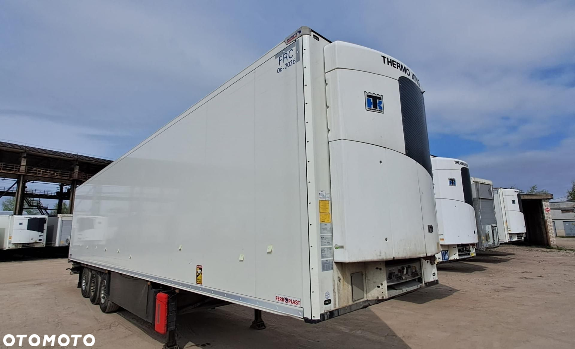 Schmitz Cargobull SKO FP 60 ThermoKing SLXi 300 - 3