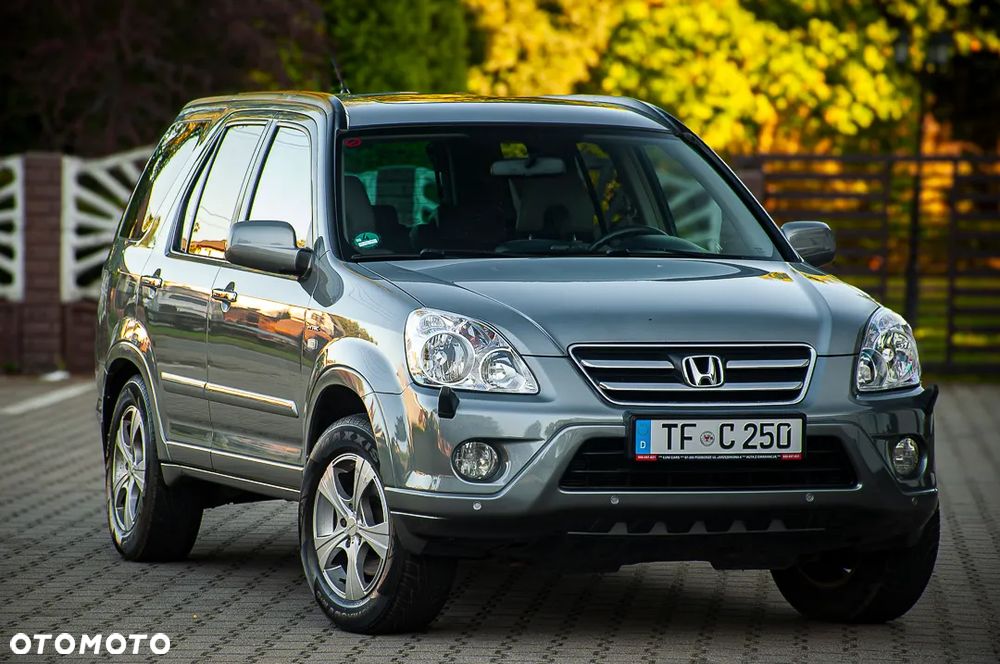 Honda CR-V 2.0i Executive - 24