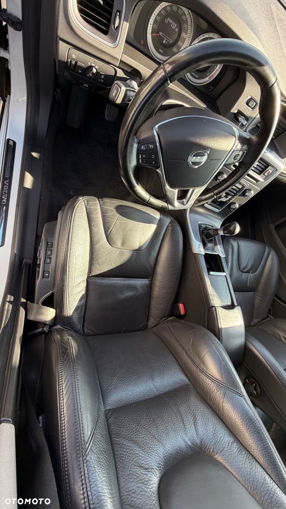 Volvo V60 - 10