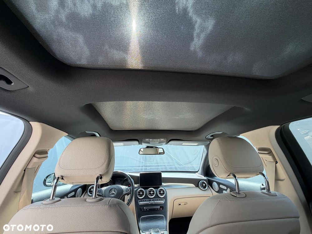 Mercedes-Benz GLC - 27