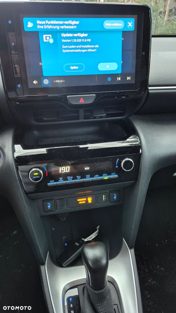 Toyota Yaris - 12