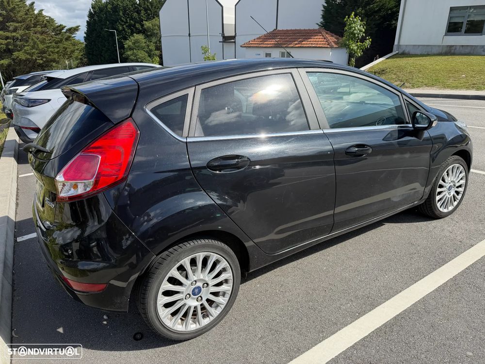 Ford Fiesta 1.0 T EcoBoost Titanium - 10