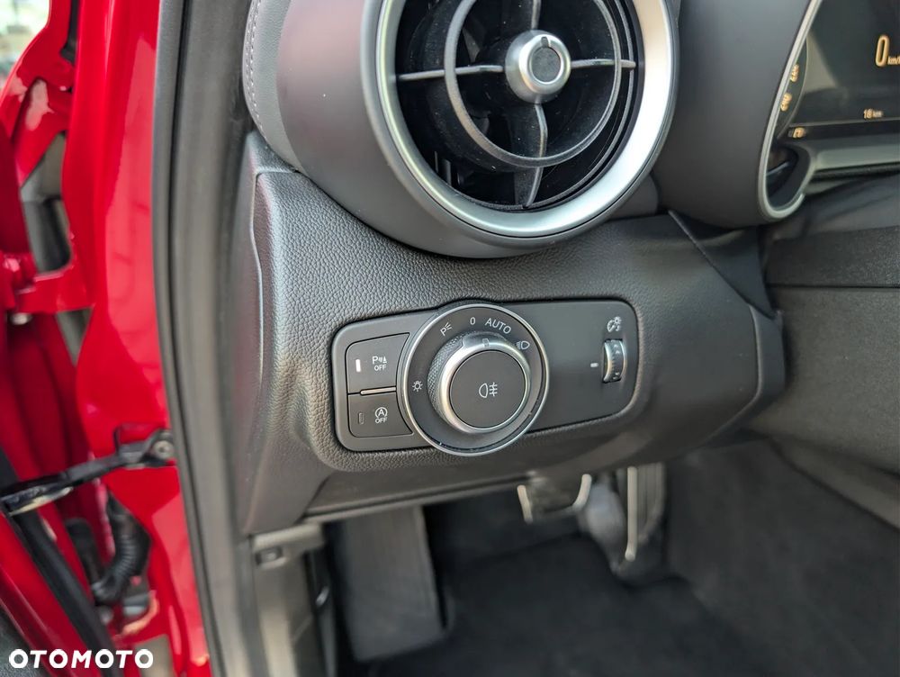 Alfa Romeo Giulia 2.0 Turbo Veloce - 18