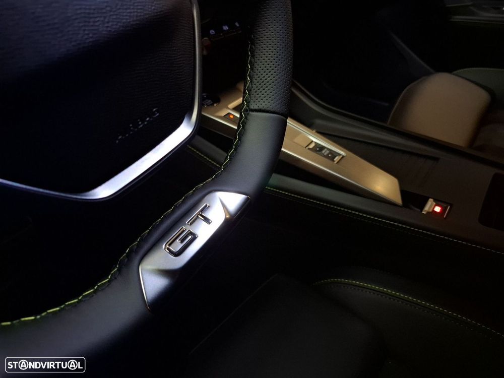 Peugeot E-408 58 kWh GT - 24