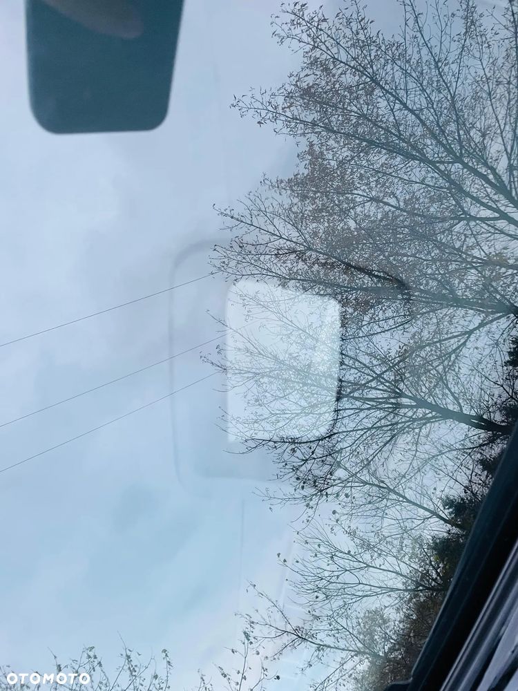 Toyota Prius (Hybrid) Comfort - 18