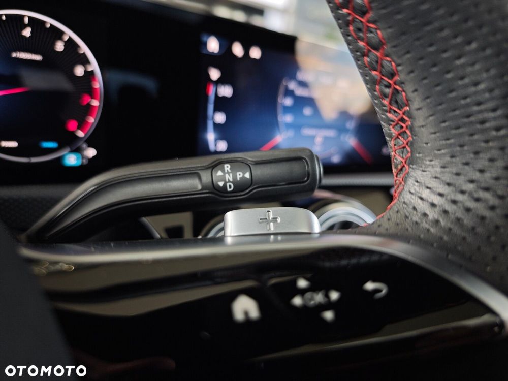 Mercedes-Benz CLA 220 mHEV 4-Matic AMG Line 8G-DCT - 27