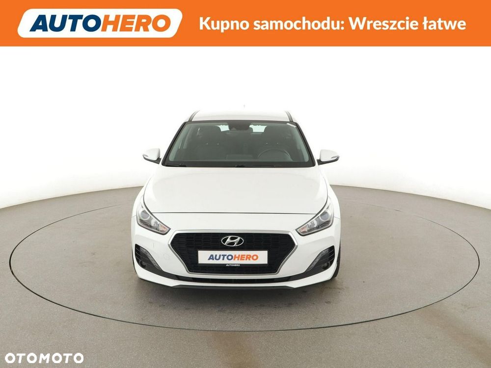 Hyundai i30 1.4 Pure - 12