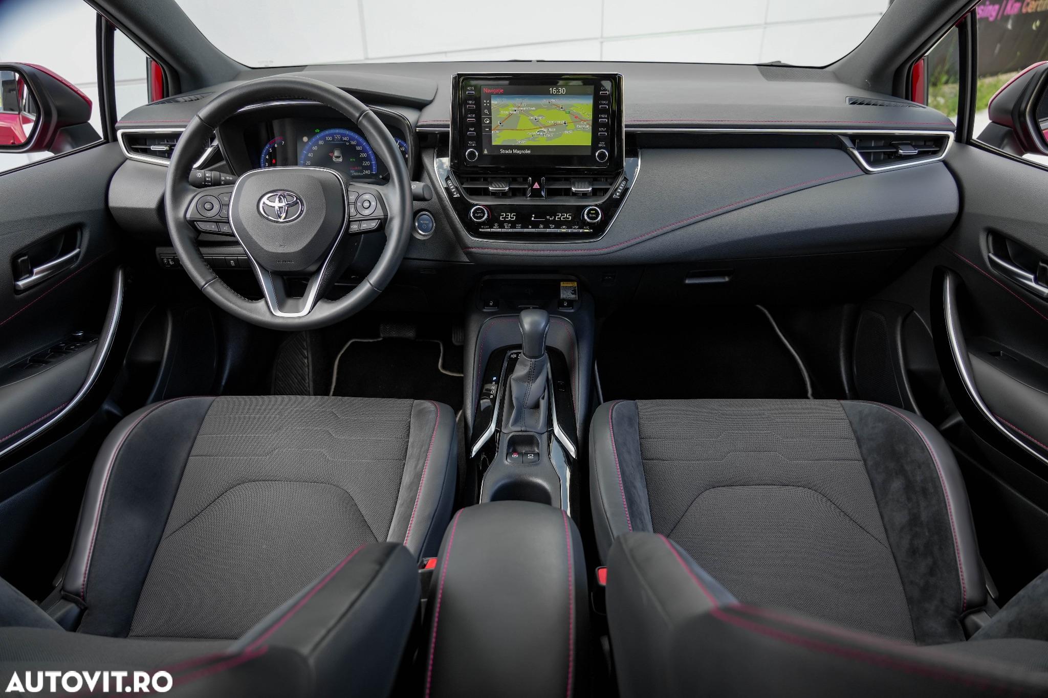 Toyota Corolla 1.8 Hybrid GR Sport - 5