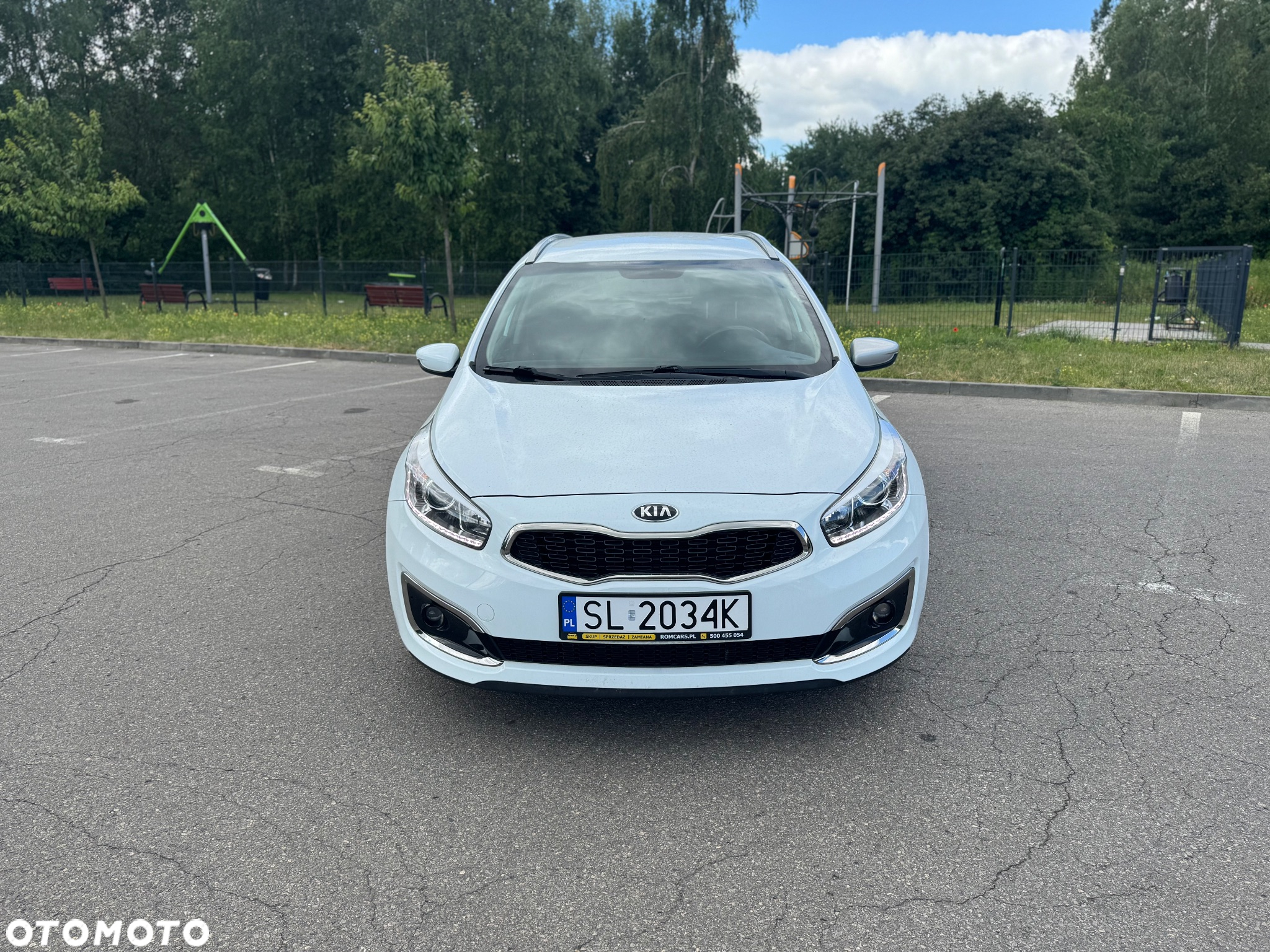 Kia Ceed 1.6 GDI SW Platinum Edition - 2