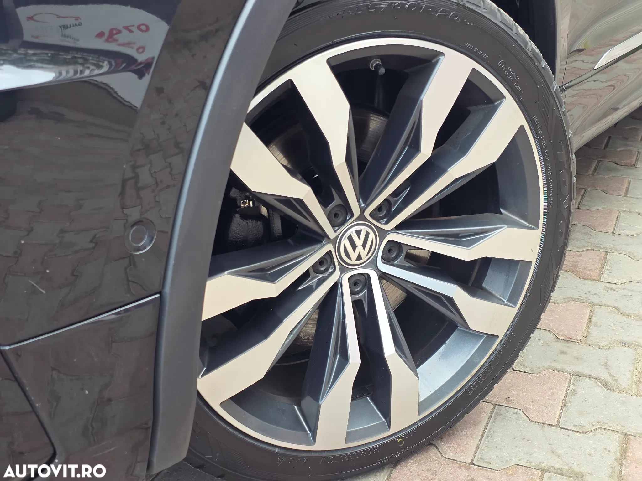 Volkswagen Tiguan 2.0 TDI 4Mot DSG Comfortline - 22