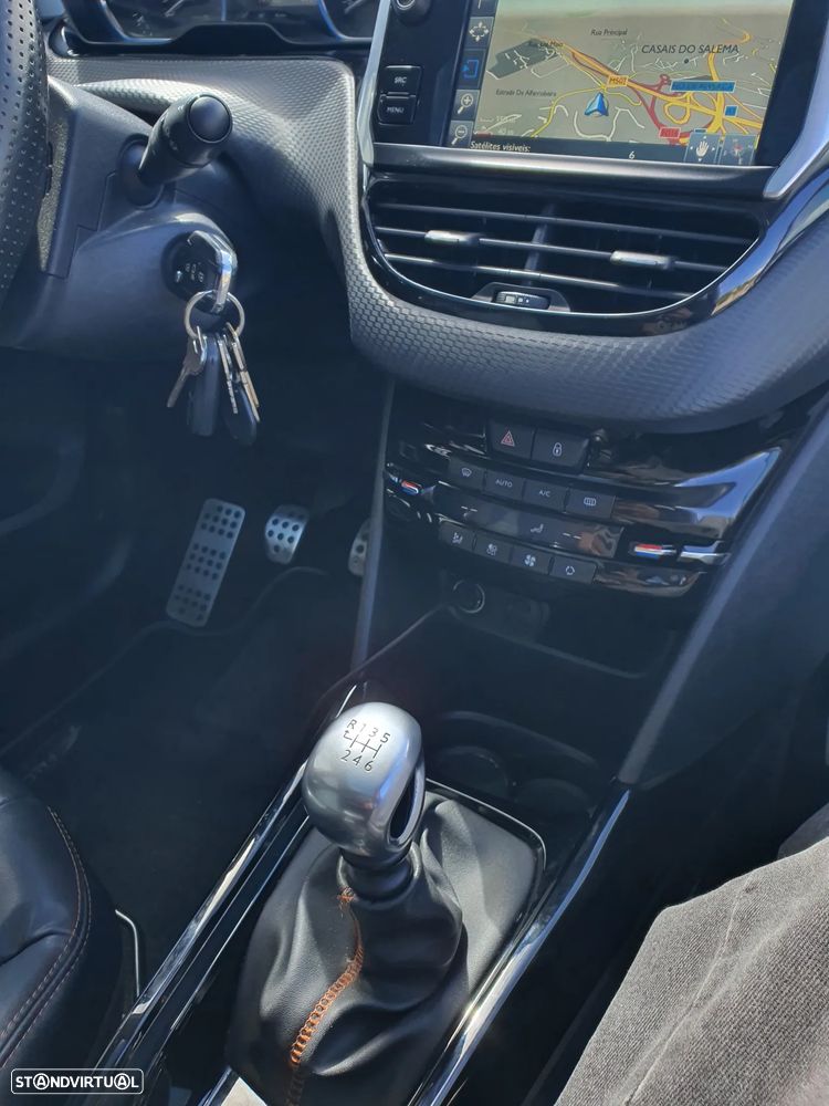 Peugeot 2008 PureTech 130 Stop&Start Allure - 30