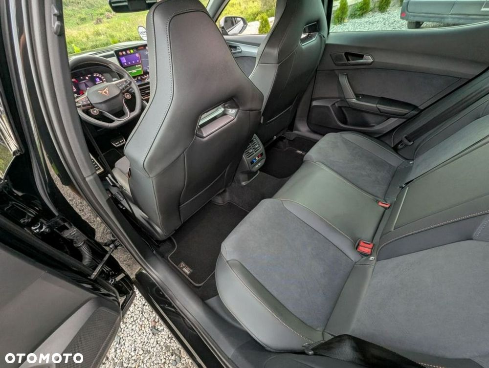 Cupra Formentor 2.0 TSI 4Drive DSG VZ Black Edition - 13