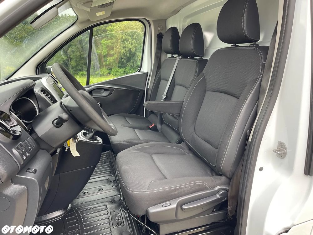 Renault Trafic - 6