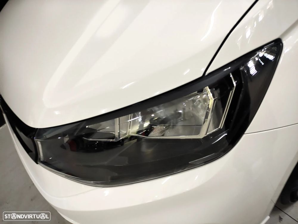 VW Caddy 2.0 TDI - 11