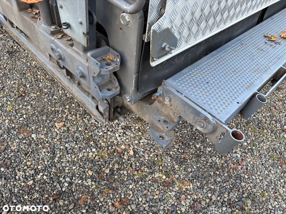 Volvo P7820C ABG Rozściełacz Asfaltu na gąsienicach 2017rok układarka 2,5-5m Niwelacja, stan bdb import - 34