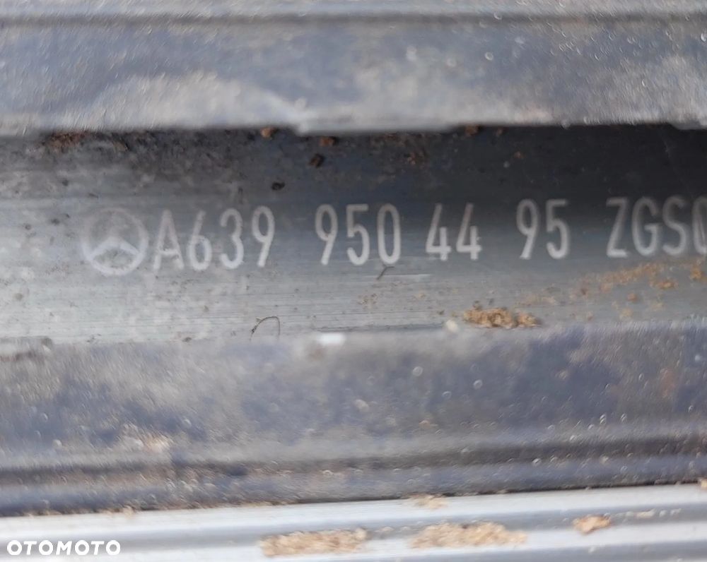 Szyny Prowadnice Do Foteli Wypinanych Tył Mercedes Vito Viano A639 / W447 - 17
