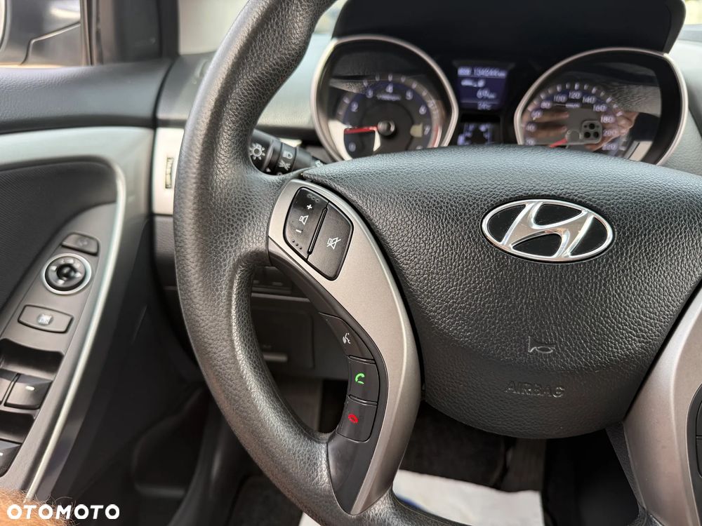 Hyundai i30 1.4 Comfort - 14