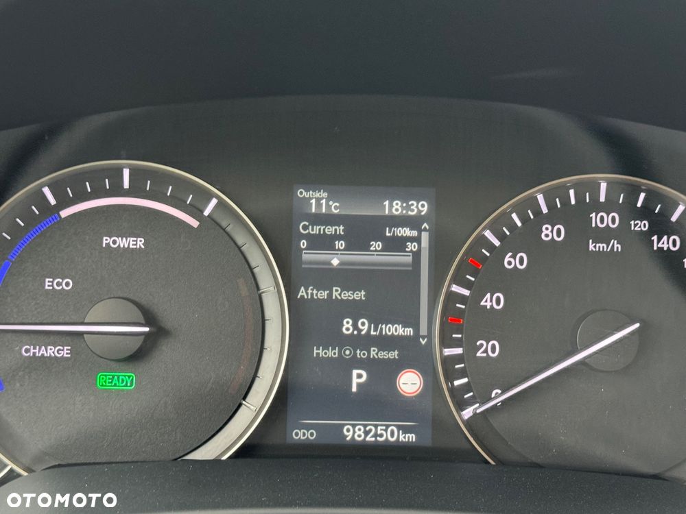 Lexus RX 450h Business Edition + - 26