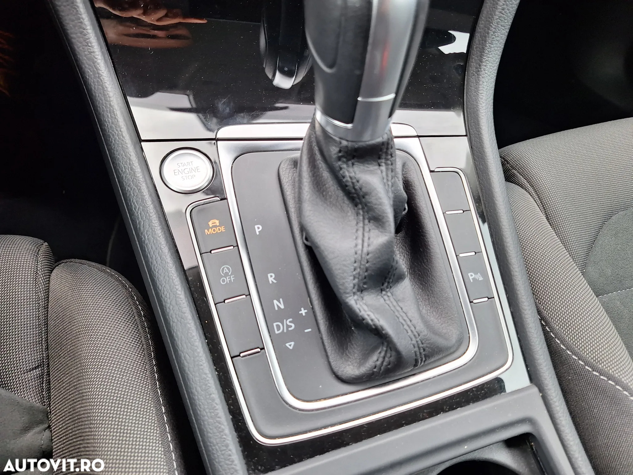 Volkswagen Golf - 20
