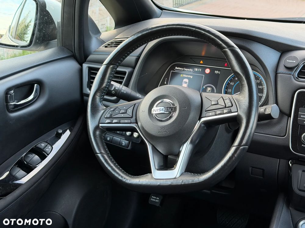 Nissan Leaf 40kWh Tekna - 17