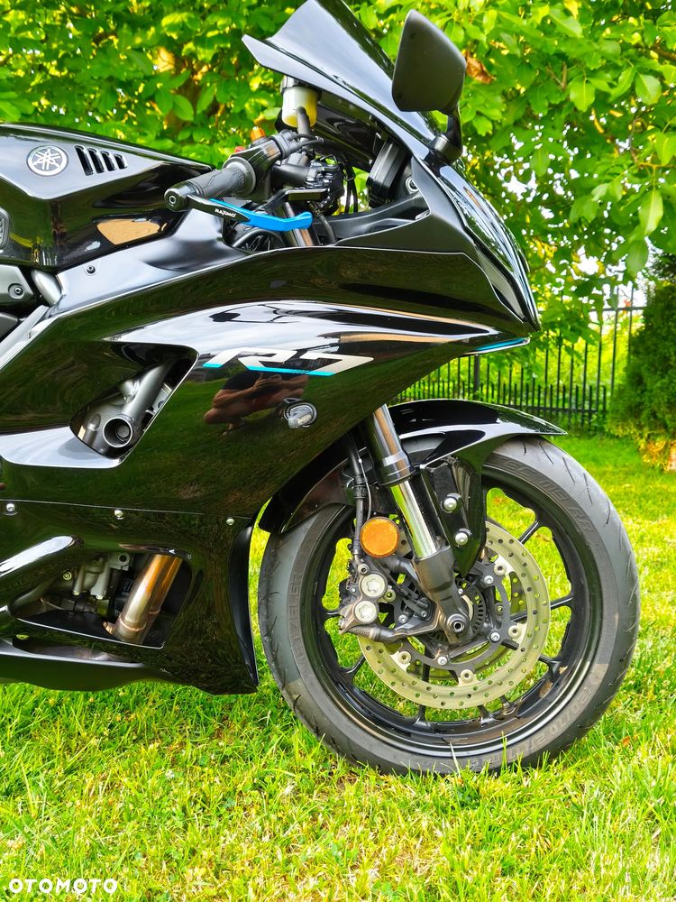 Yamaha R7 - 7