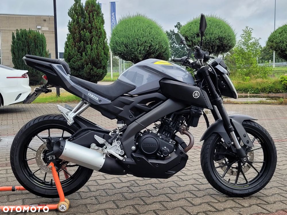 Yamaha MT - 15