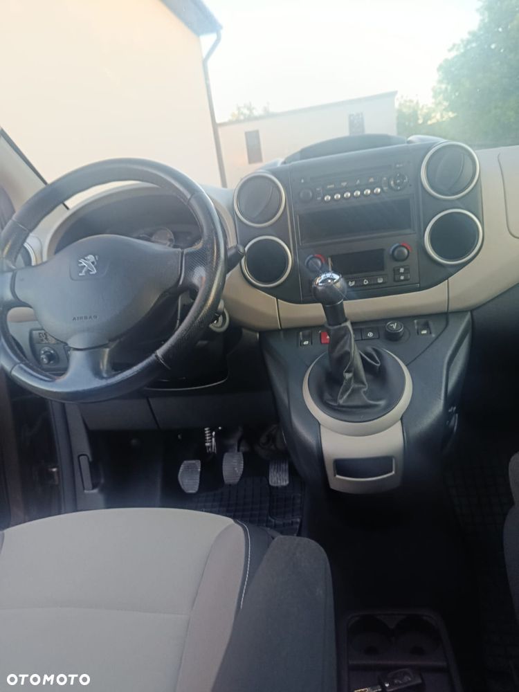 Peugeot Partner - 13