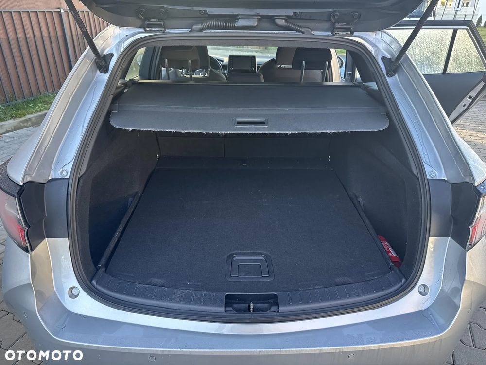 Toyota Corolla 1.8 Hybrid Comfort - 23