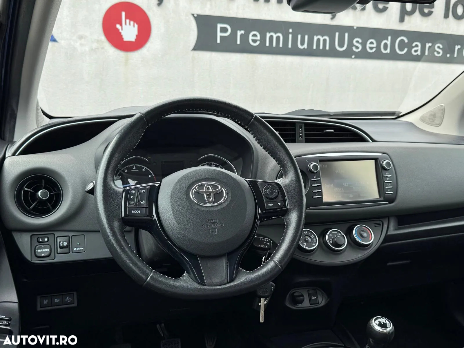 Toyota Yaris 1.0 L Eco - 14