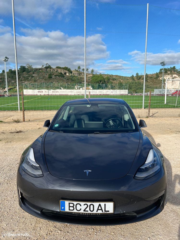 Tesla Model 3 - 13