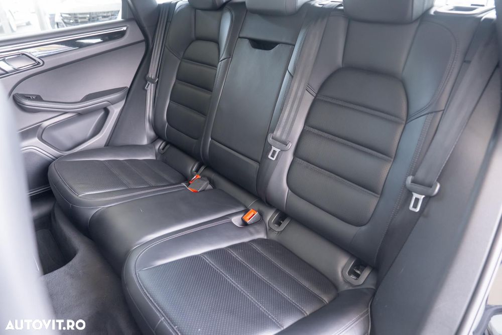Porsche Macan - 20