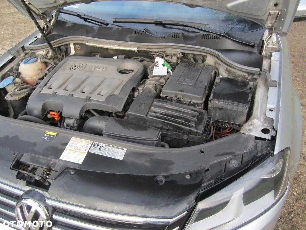 Volkswagen Passat 2.0 TDI DPF Comfortline - 15