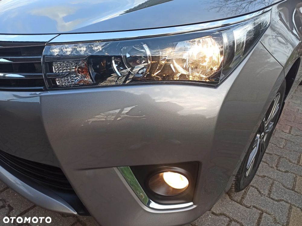 Toyota Corolla 1.6 Premium - 11