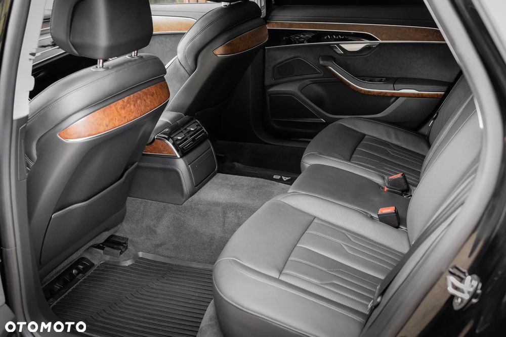 Audi A8 - 27