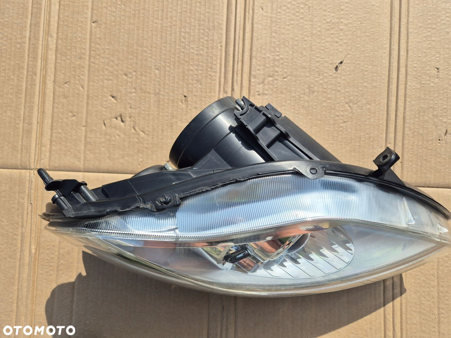 Lancia Ypsilon lampa prawa.Ksenon.2011-21.Oryginał - 7