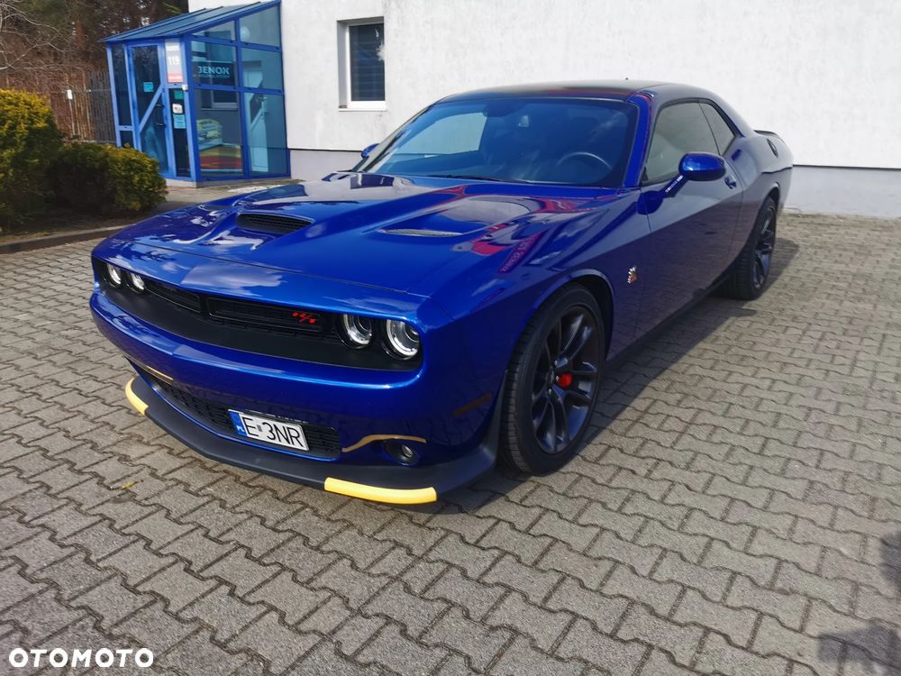 Dodge Challenger 6.4 Scat Pack - 2
