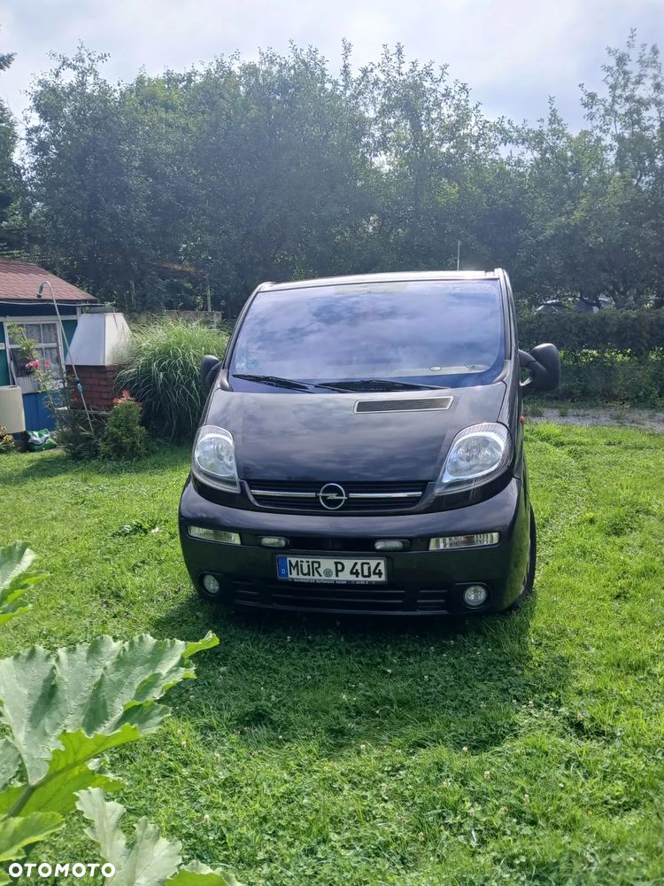 Opel Vivaro - 1