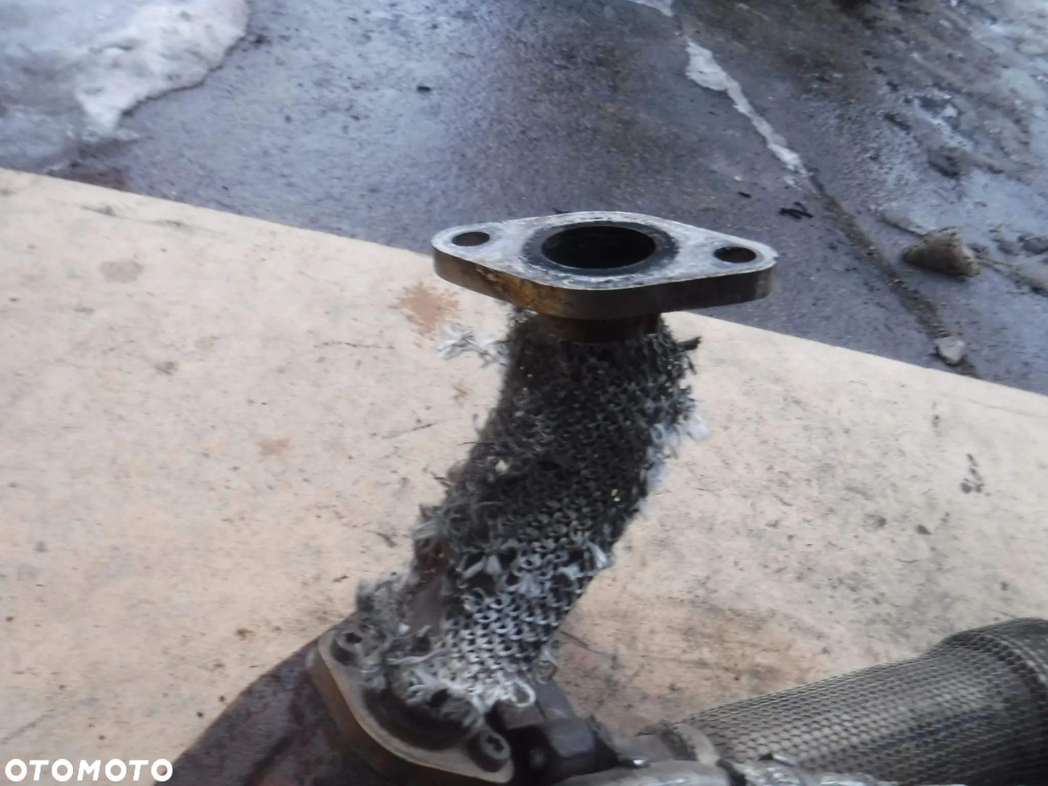 Audi A8 D3 A6 C6 A4 A5 przewod rura EGR 059131525AB - 1
