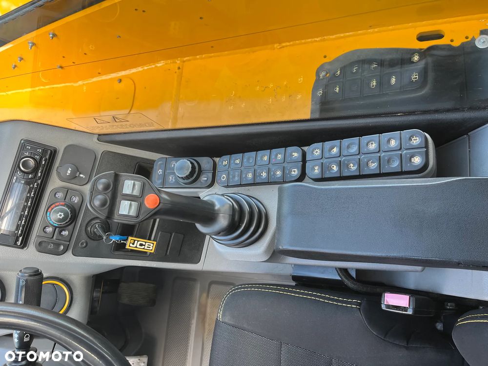 JCB 532-70 Agri Super - 13