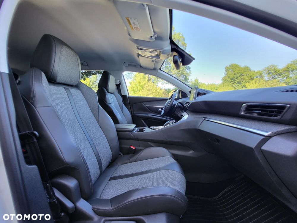 Peugeot 3008 - 17