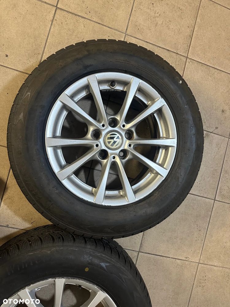 Volkswagen Multivan - 27