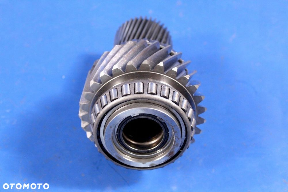 WAŁ WYJŚCIOWY REDUKTORA MERCEDES W221 722.962 - 5